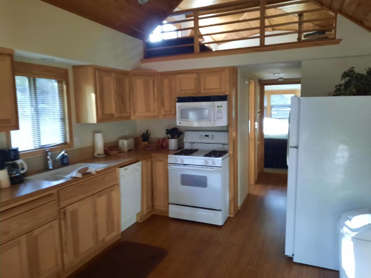Willamette Pass Inn & Chalets Odell Lake Ngoại thất bức ảnh