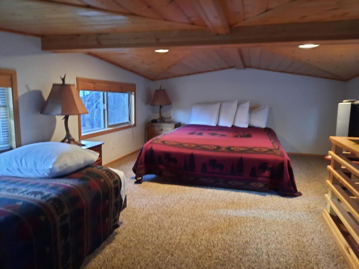 Willamette Pass Inn & Chalets Odell Lake Ngoại thất bức ảnh